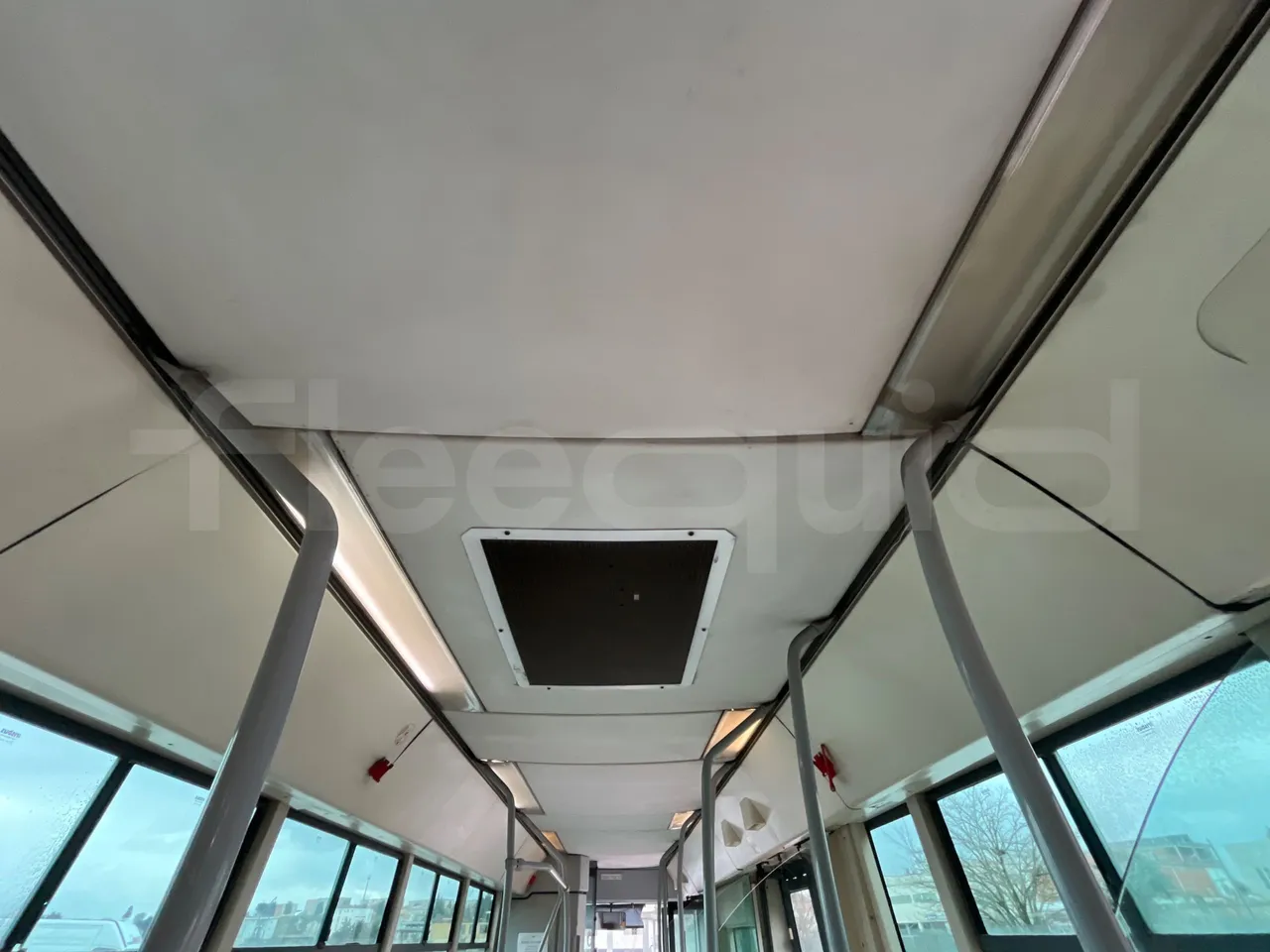 Iveco Citelis PS09D1/80 - EUR5 - 213kW - 10.460m - overhead compartments photo