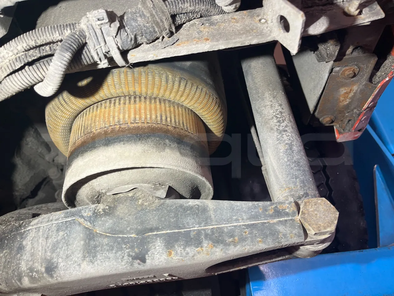 Iveco Citelis PS09D1/80 - EUR5 - 213kW - 10.460m - axle 2 shock absorbers 2 left