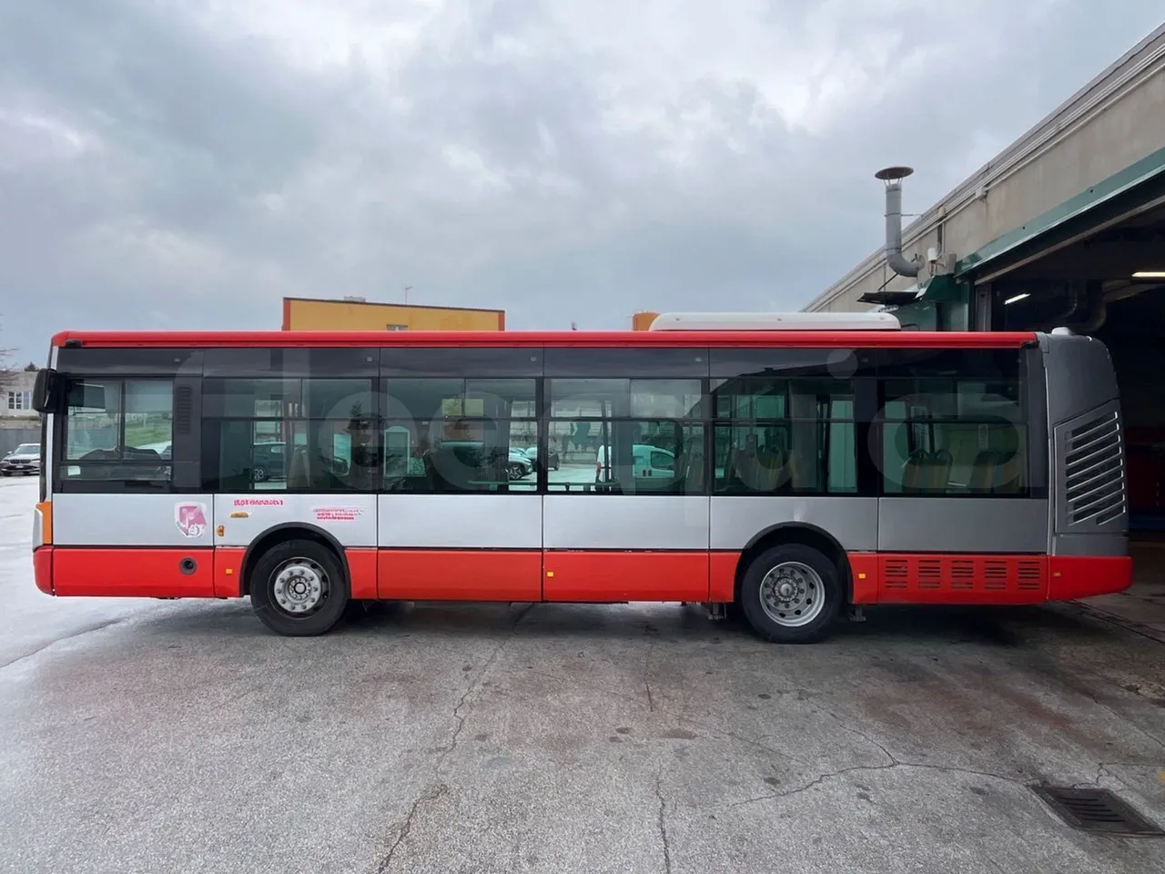 Iveco Citelis PS09D1/80 - EUR5 - 213kW - 10.460m - left side photo