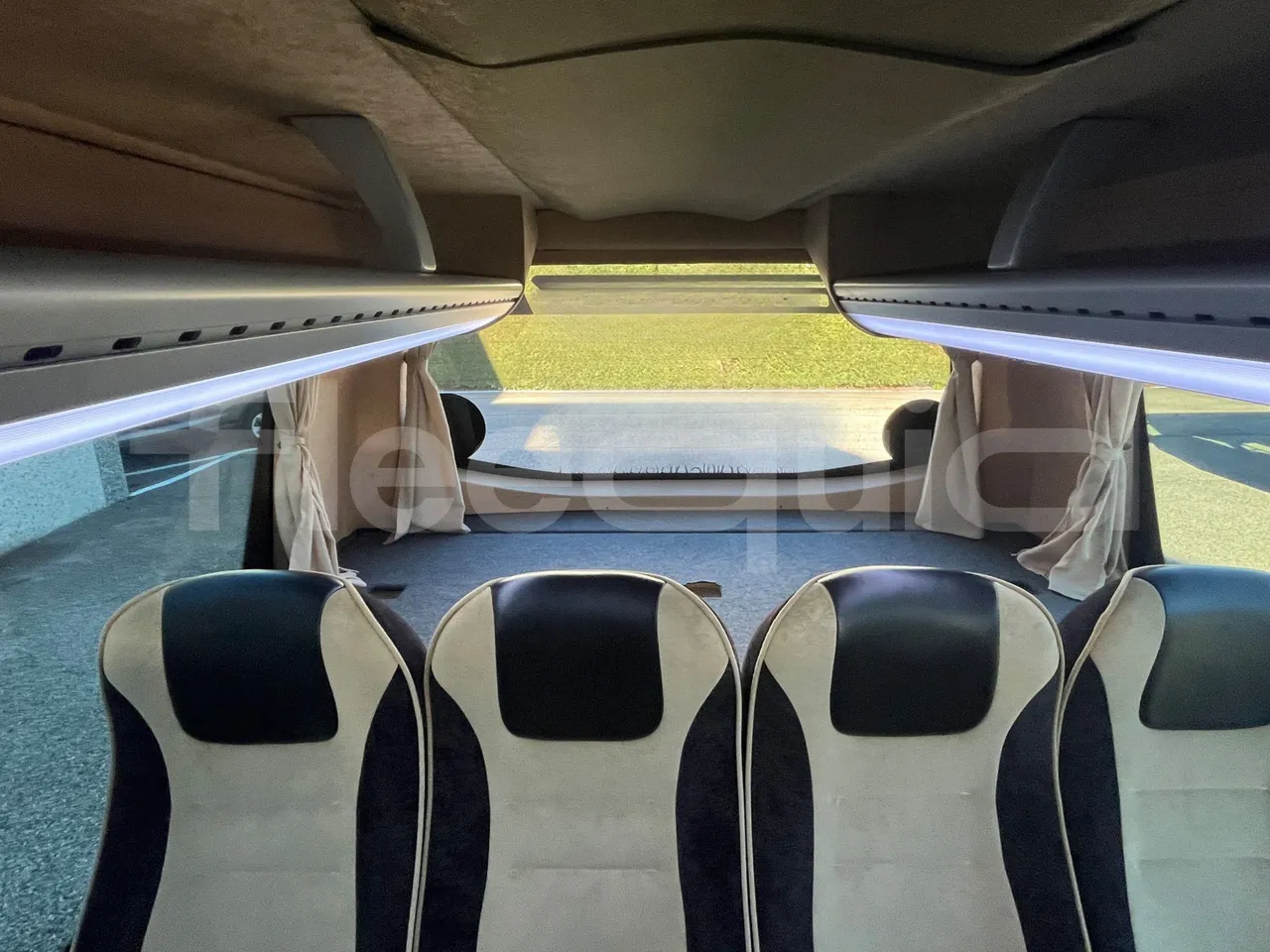 Mercedes-Benz Sprinter D'Auria - EUR5 - 140kW - 7.543m - overhead compartments photo
