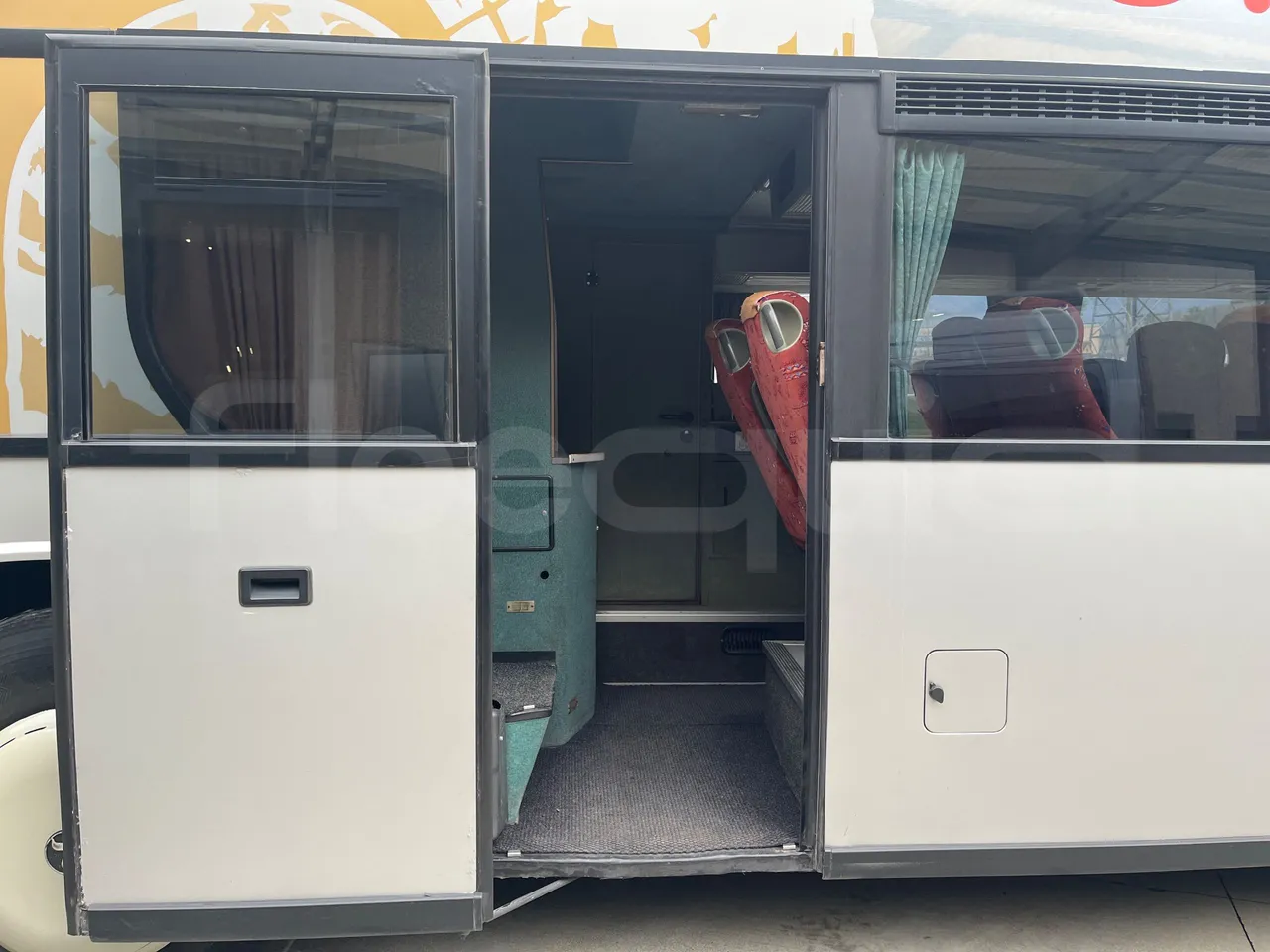 Setra S328 DT P80 E2- Euro2 - 385kW - 12mt - front door 2 open