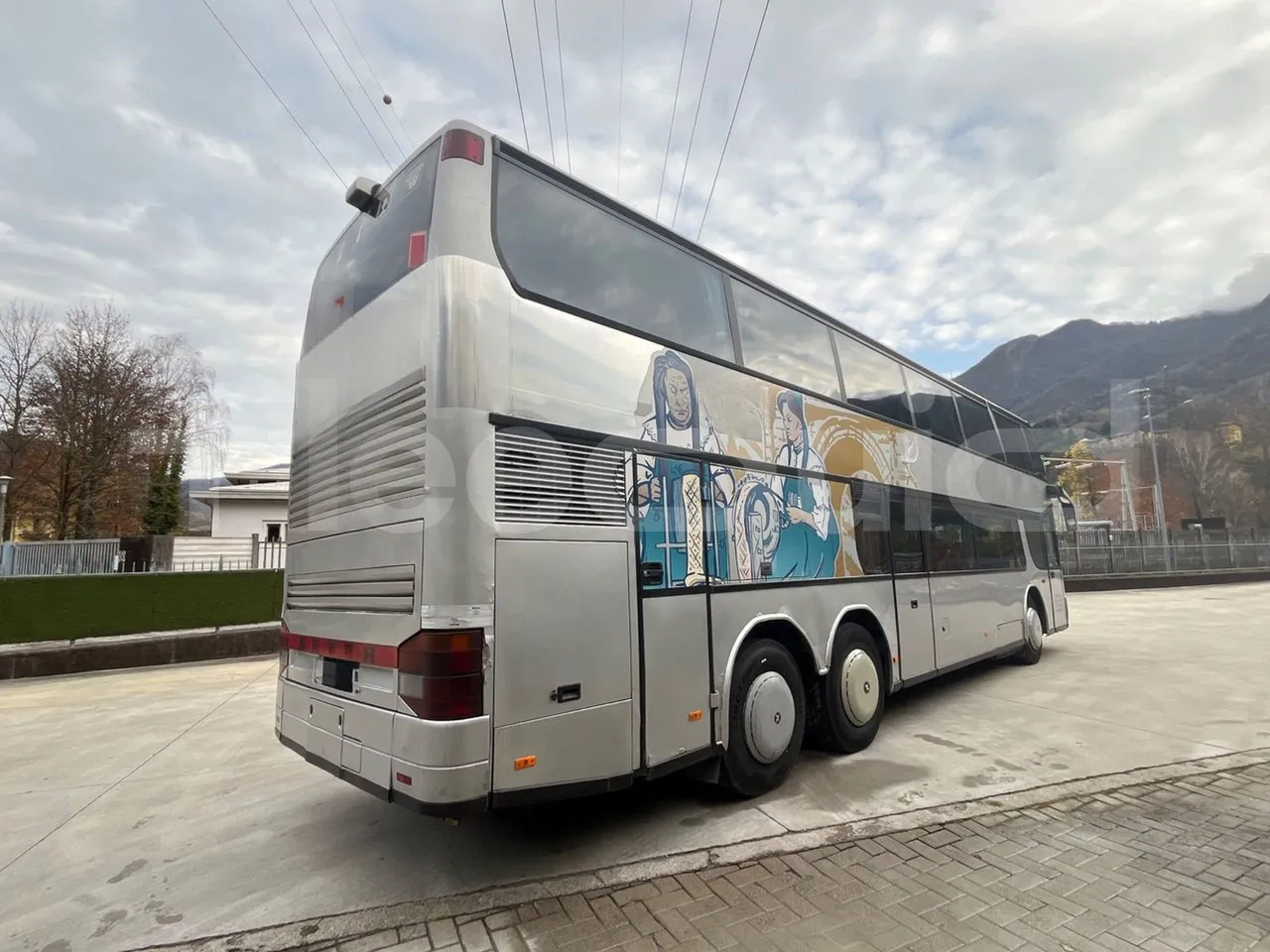 Setra S328 DT P80 E2- Euro2 - 385kW - 12mt - 3/4 right rear doors closed