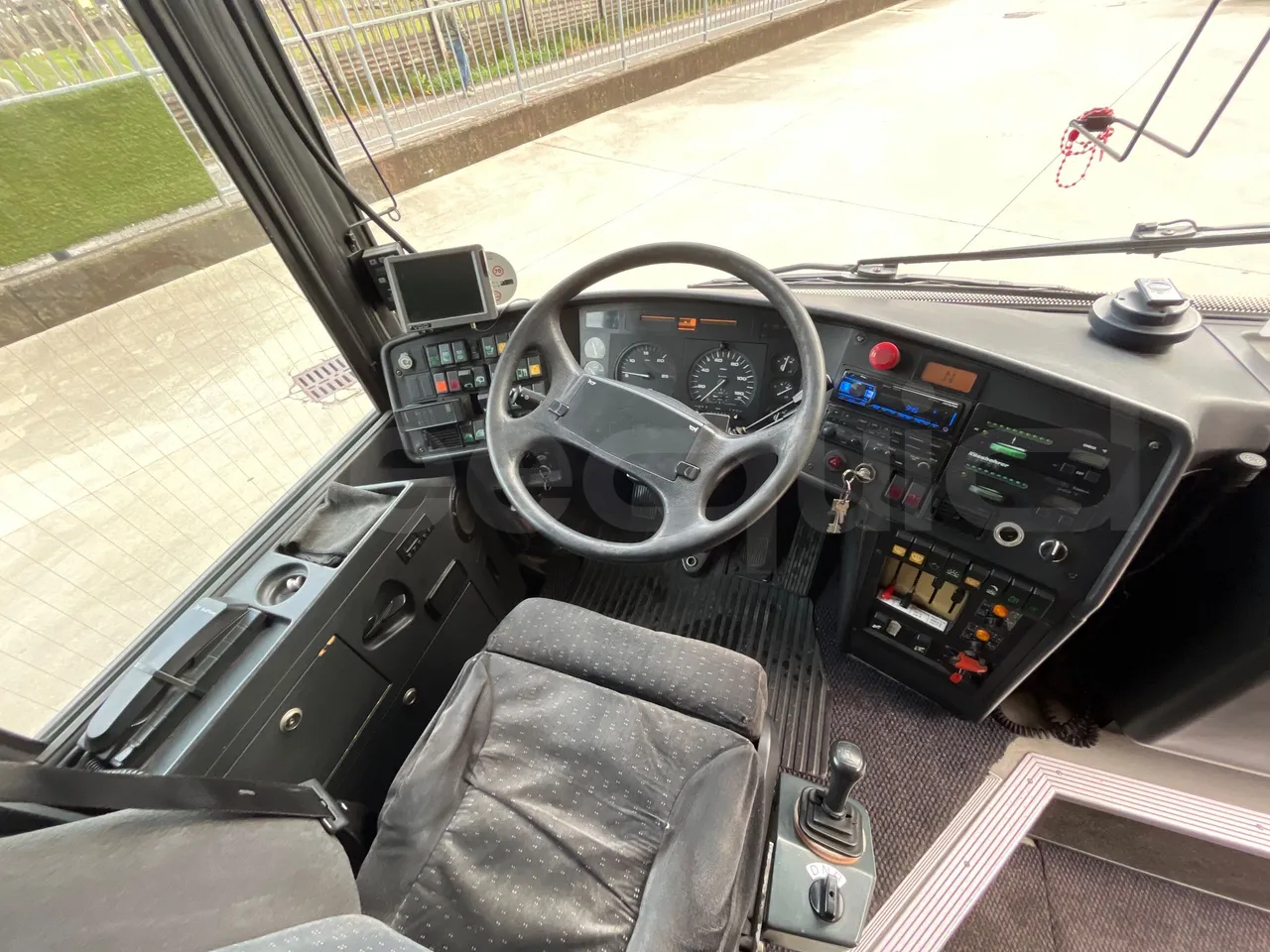 Setra S328 DT P80 E2- Euro2 - 385kW - 12mt - buttons panels on