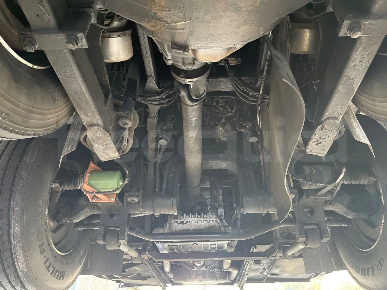 Setra S328 DT P80 E2- Euro2 - 385kW - 12mt - driveshaft photo