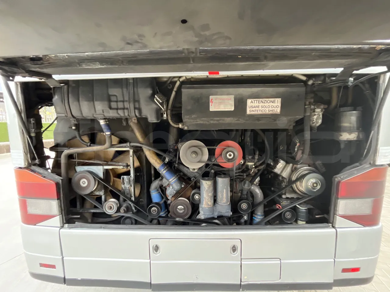 Setra S328 DT P80 E2- Euro2 - 385kW - 12mt - rear hatch open