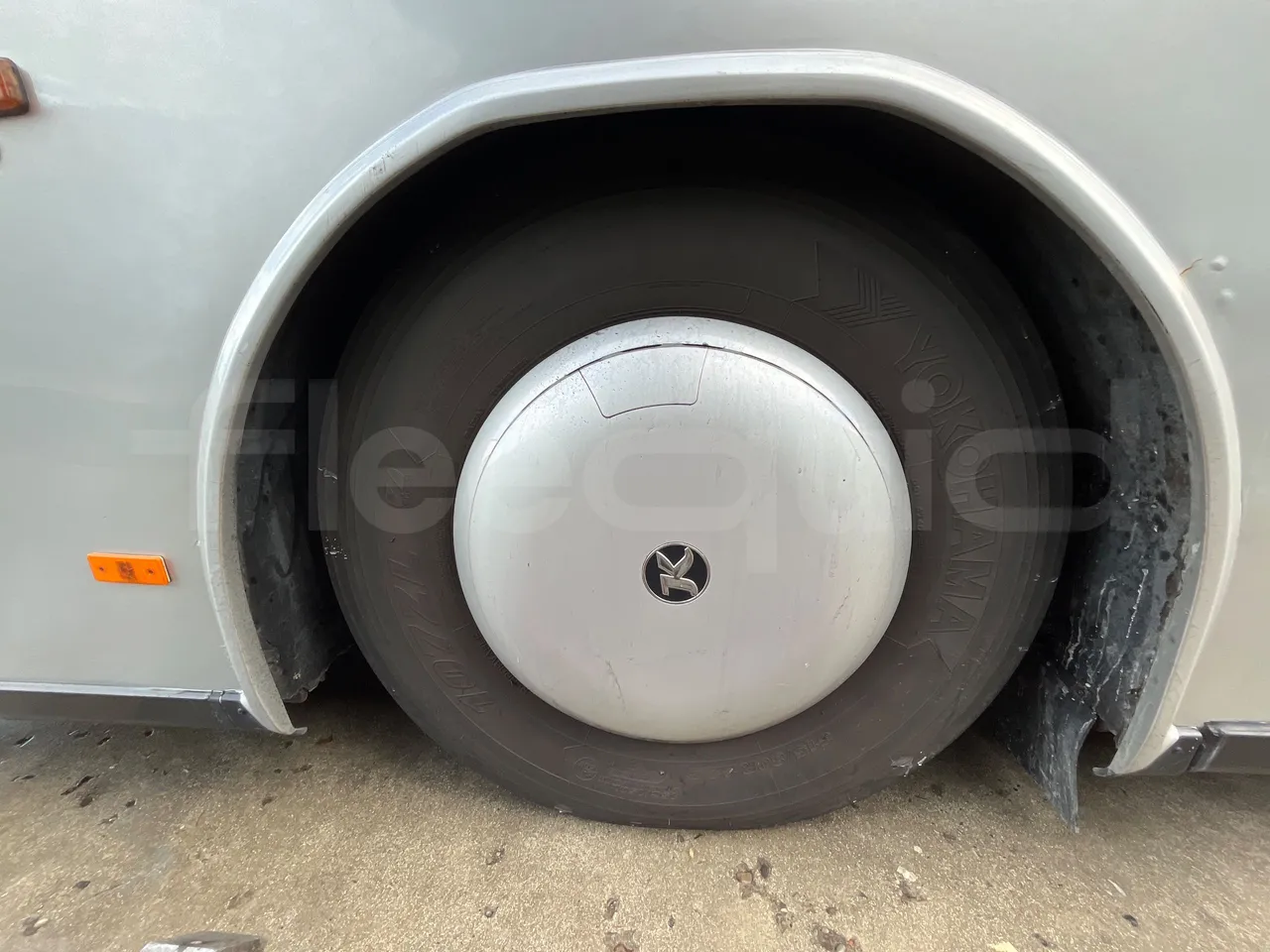 Setra S328 DT P80 E2- Euro2 - 385kW - 12mt - front left tire measurements