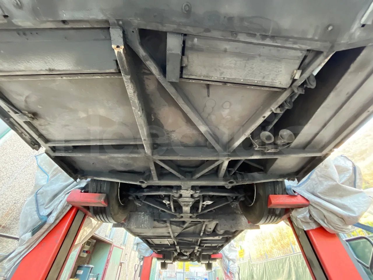 Setra S328 DT P80 E2- Euro2 - 385kW - 12mt - front axle central