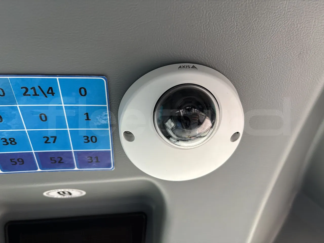 Isuzu Novo - Camera