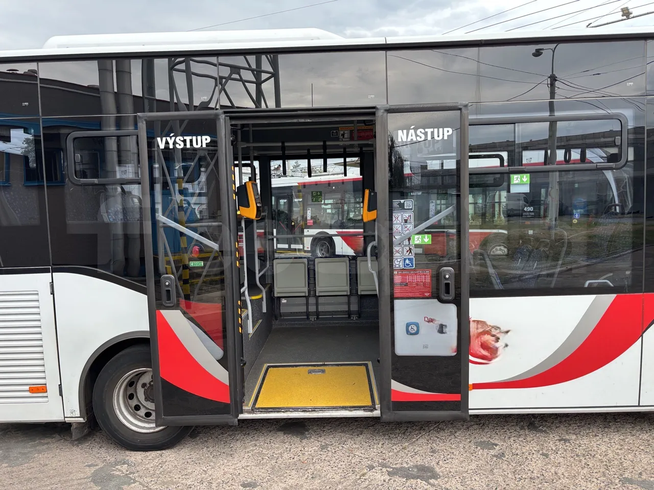 Isuzu Novo - Rear Doors Open