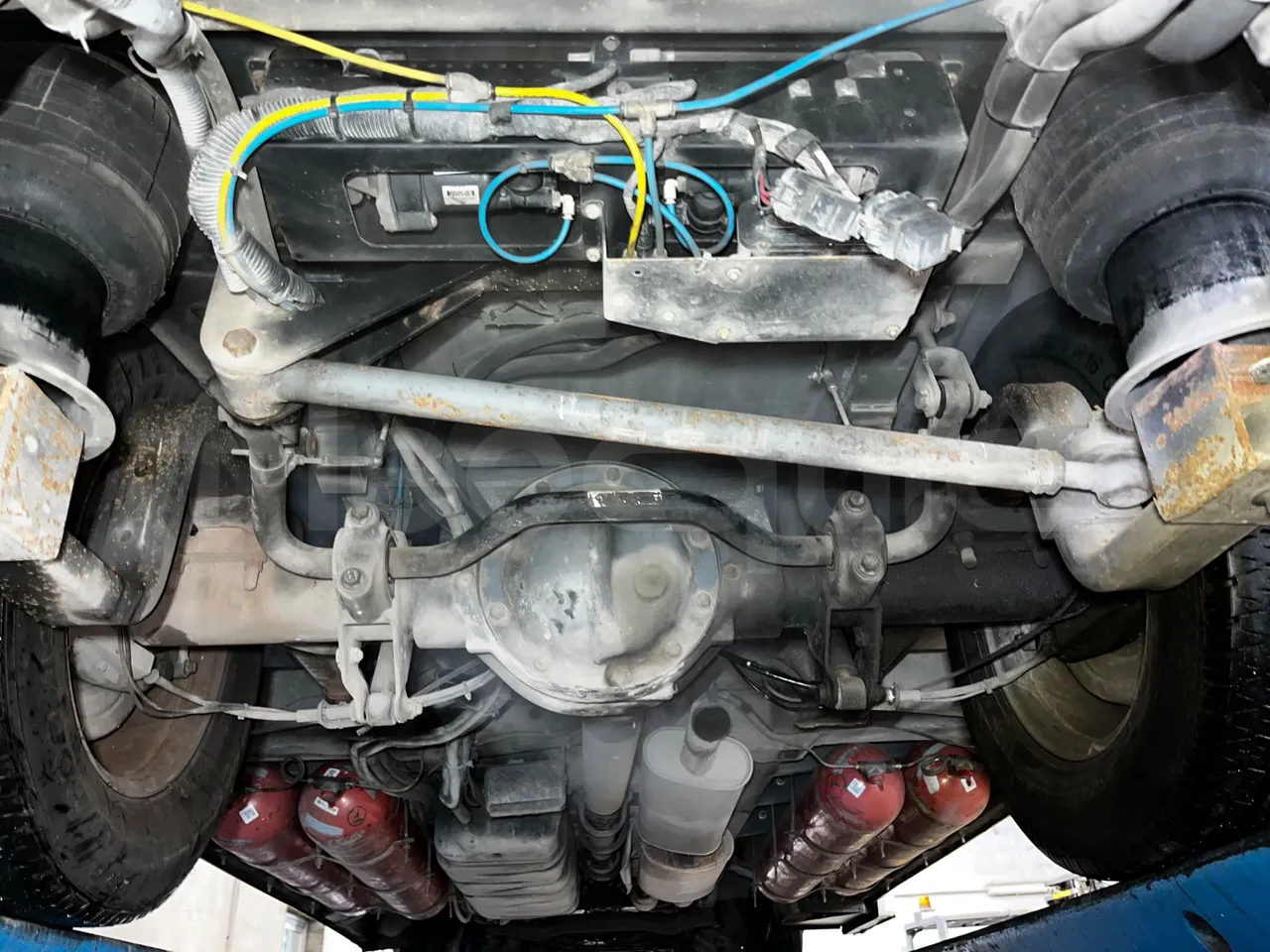 Mercedes-Benz Sprinter 906BB50 -EUR5 -190kW -7.744m - central axle (18m)