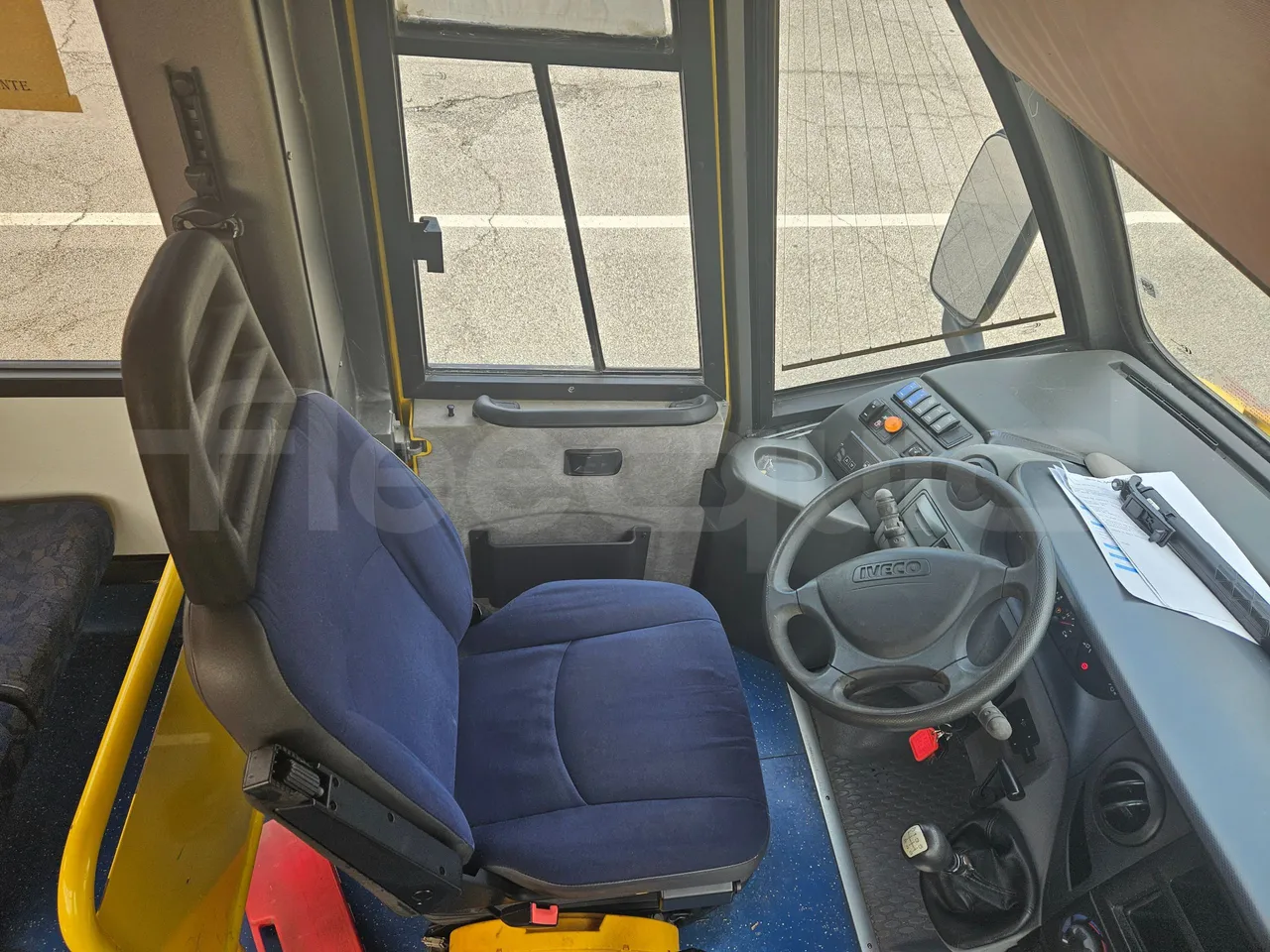 Iveco Cacciamali TS65-4350/ Euro5  - 100 Kw - 8,040 Mt - driver's seat photo (mandatory for bus to scrap)