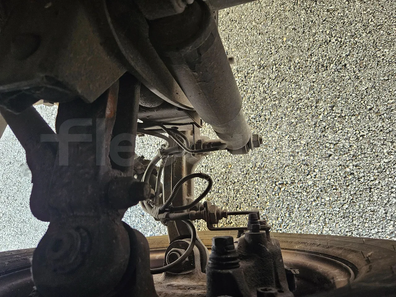 Iveco Cacciamali TS65-4350/ Euro5  - 100 Kw - 8,040 Mt - front air springs left