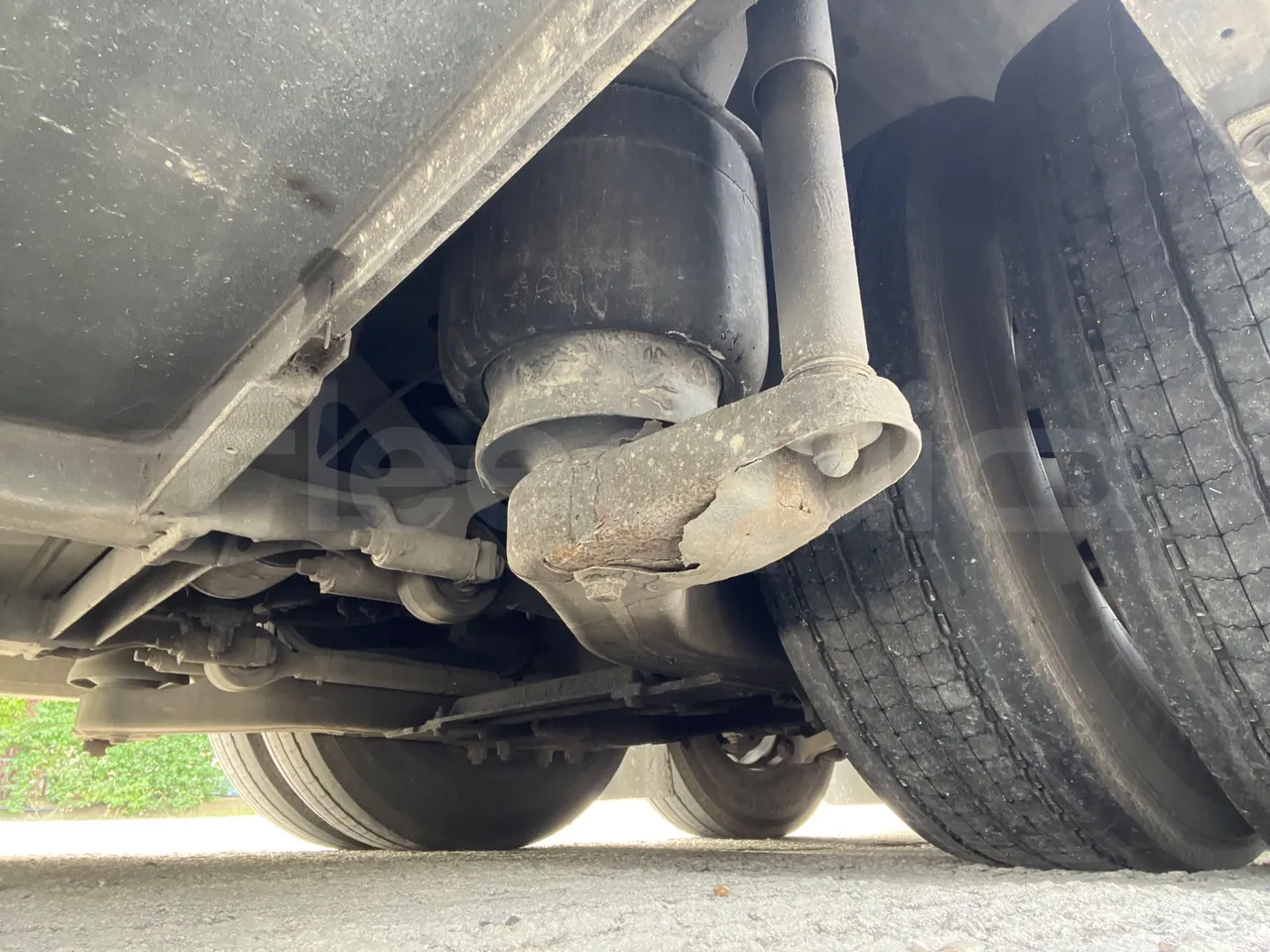 Mercedes-Benz Travego   Travego RHD M - Euro 5 - 315 kW - 13 mt - central undercarriage photo