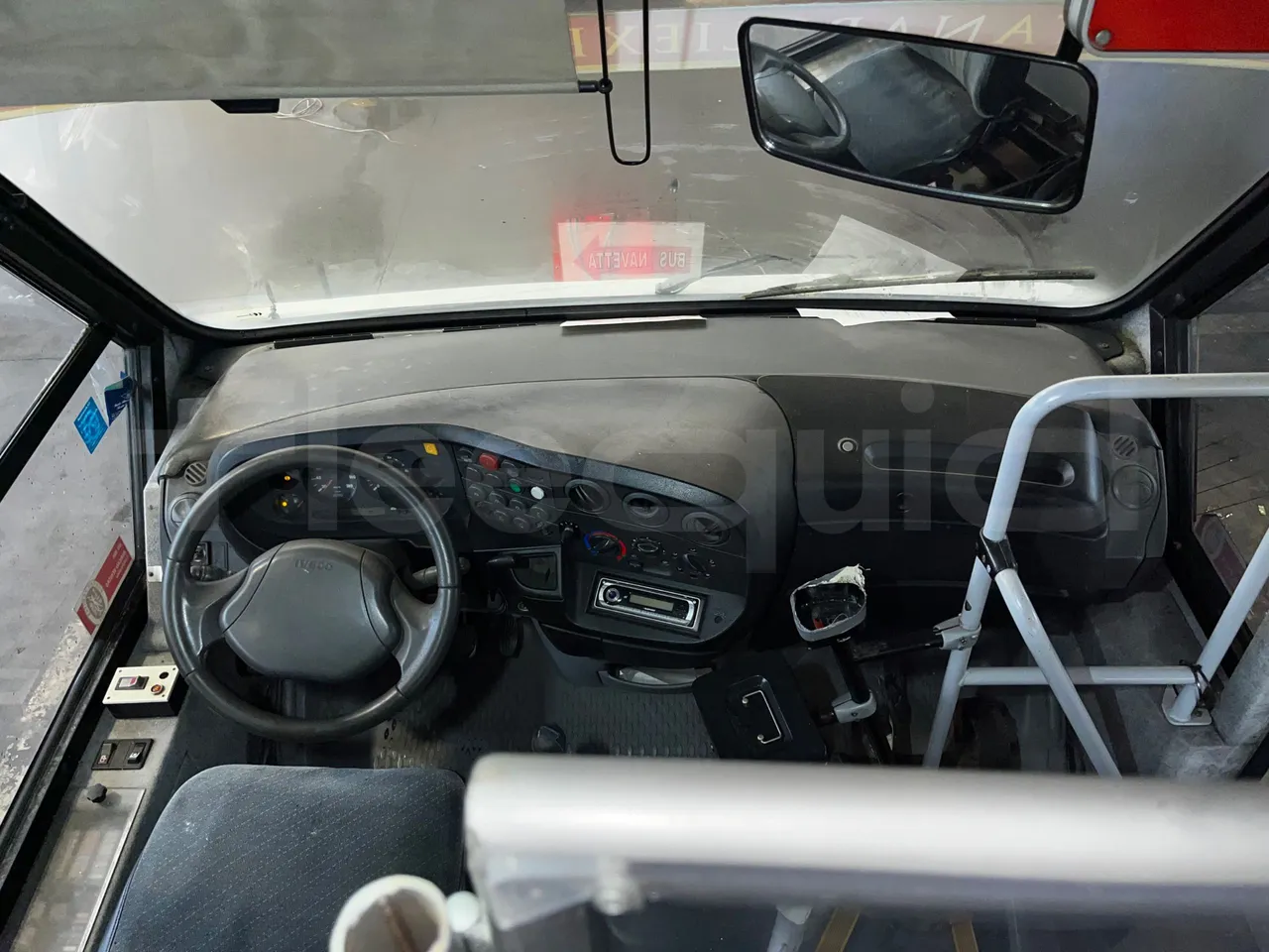 Iveco Cacciamali 65CNG/70 - EUR3 - 78kW - 6.770m - buttons panels on