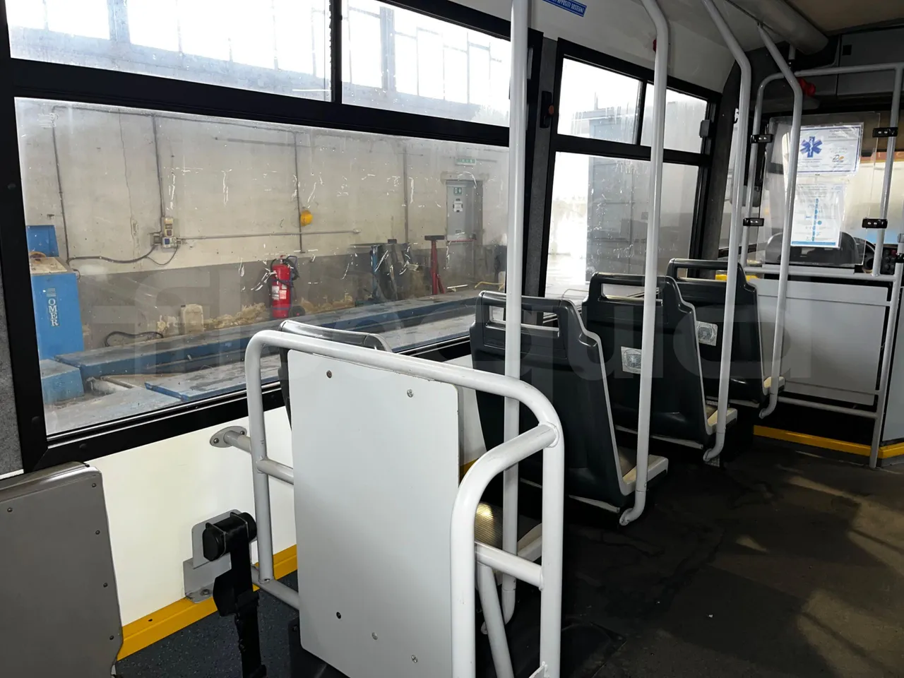 Iveco Cacciamali 65CNG/70 - EUR3 - 78kW - 6.770m - central seat safety belt