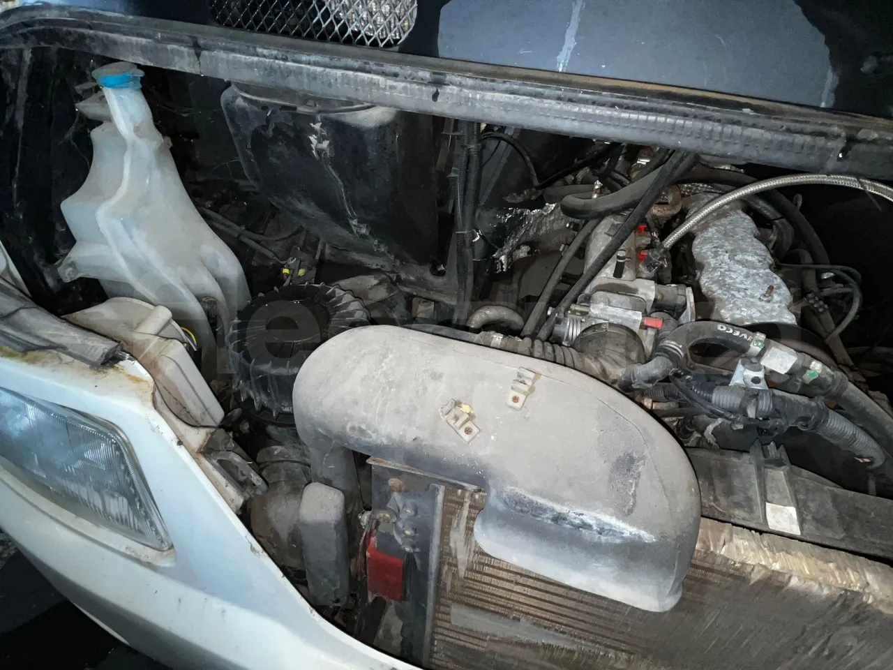 Iveco Cacciamali 65CNG/70 - EUR3 - 78kW - 6.770m - air conditioning compressor