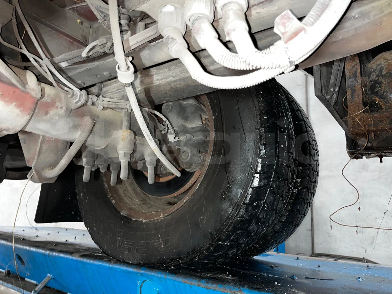 Iveco Cacciamali 65CNG/70 - EUR3 - 78kW - 6.770m - axle 2 discs right