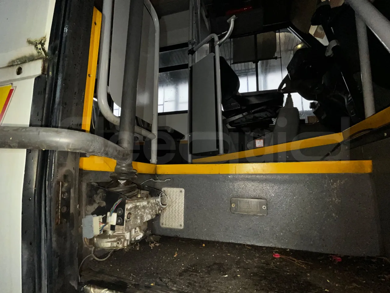 Iveco Cacciamali 65CNG/70 - EUR3 - 78kW - 6.770m - door mechanism photo