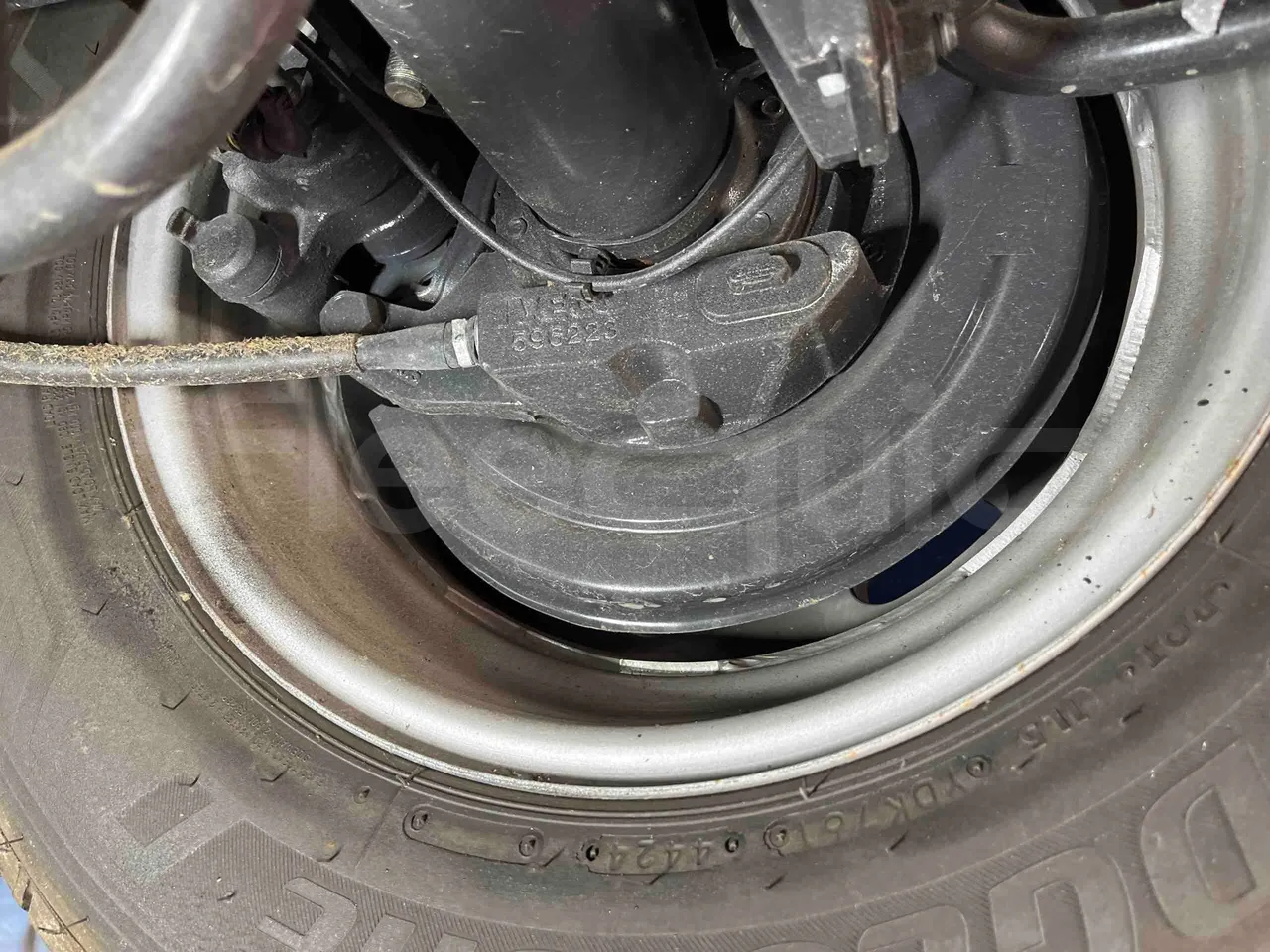 Iveco Daily - axle 2 discs right