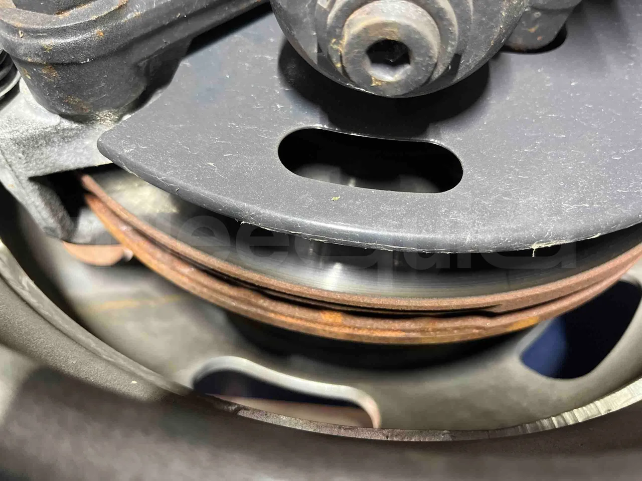 Iveco Daily - front discs left