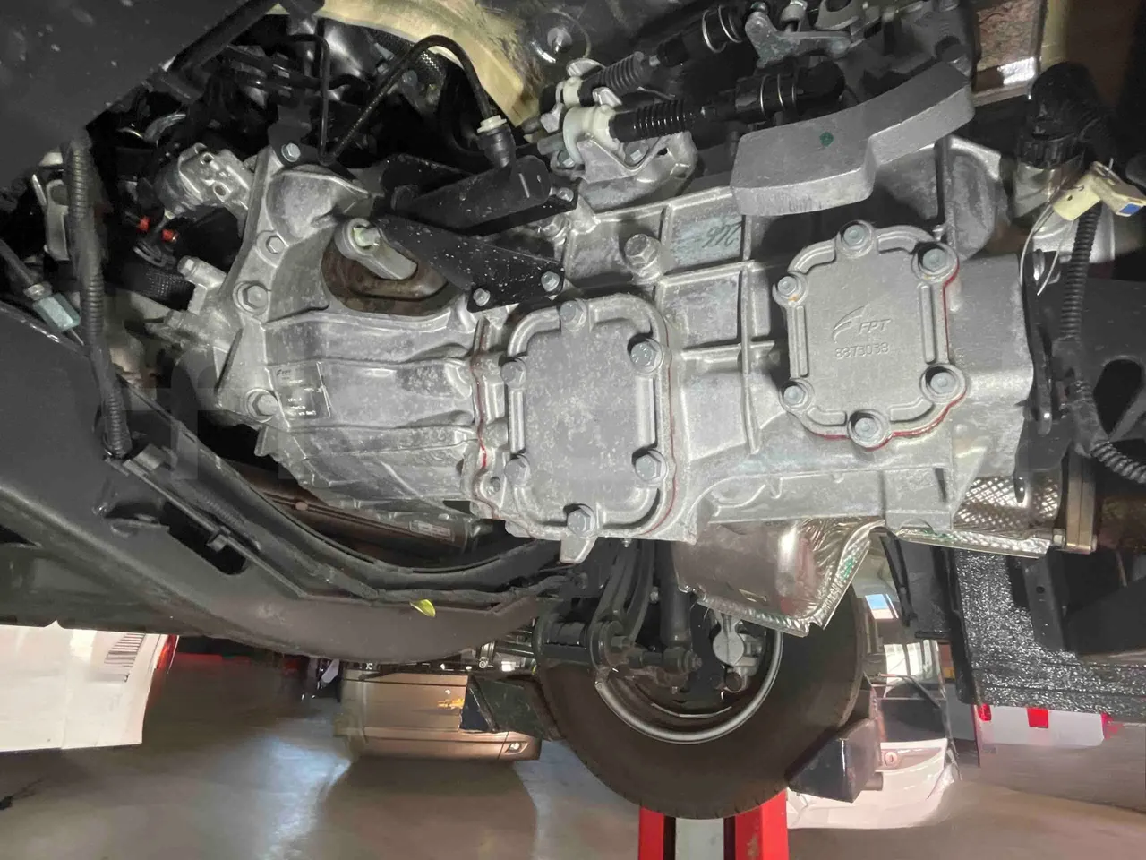 Iveco Daily - gearbox photo