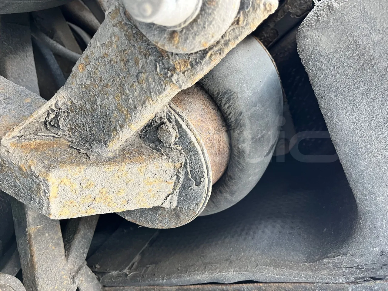 Bova B V Futura FHD 15 430 - EUR4 - 315kW - 12.7m - axel 2 air springs 1 right