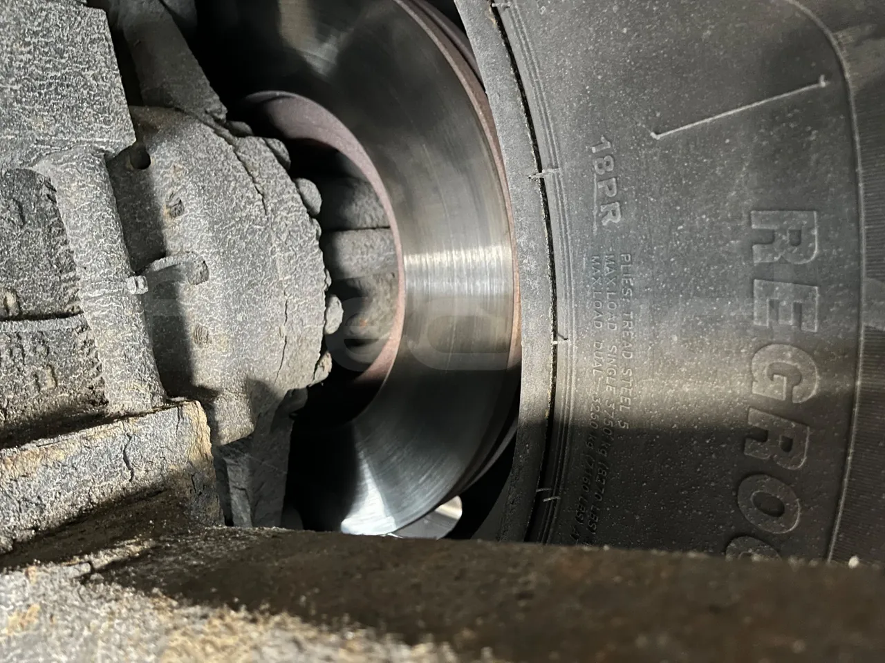 Bova B V Futura FHD 15 430 - EUR4 - 315kW - 12.7m - axle 2 discs left