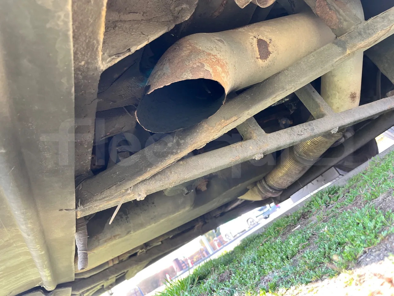 Bova B V Futura FHD 15 430 - EUR4 - 315kW - 12.7m - exhaust photo