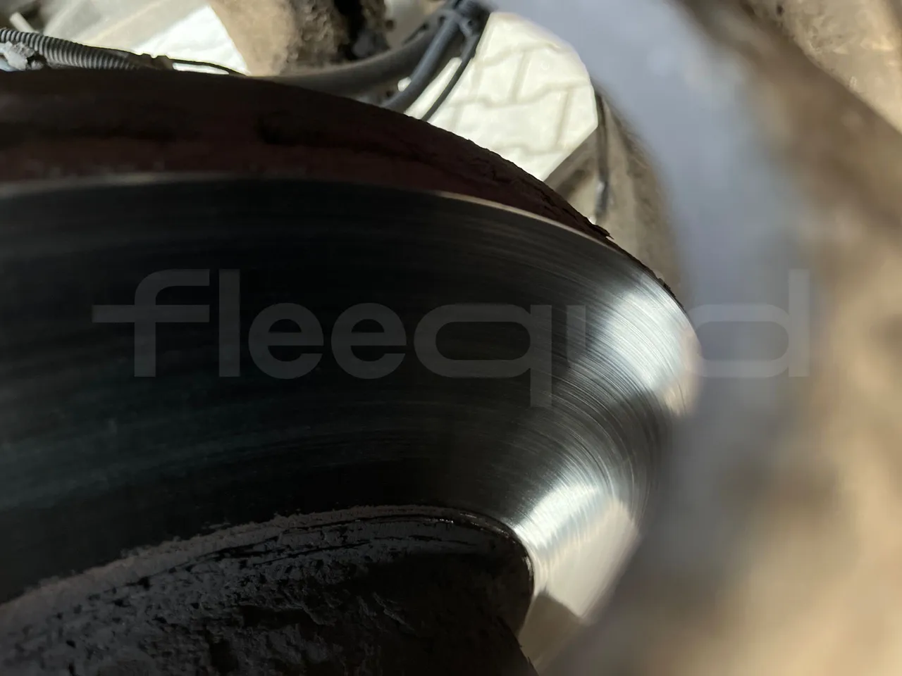 Bova B V Futura FHD 15 430 - EUR4 - 315kW - 12.7m - front discs left