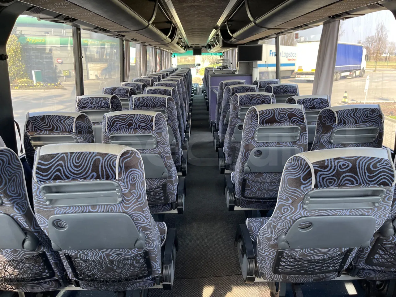 Bova B V Futura FHD 15 430 - EUR4 - 315kW - 12.7m - forward view all seats last row height