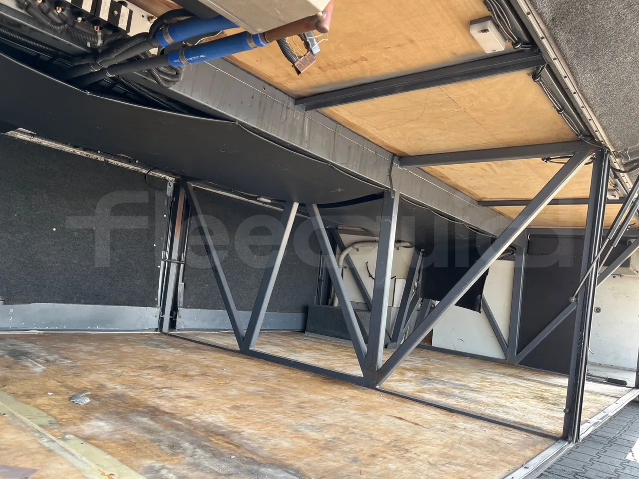 Bova B V Futura FHD 15 430 - EUR4 - 315kW - 12.7m - internal frame rust check