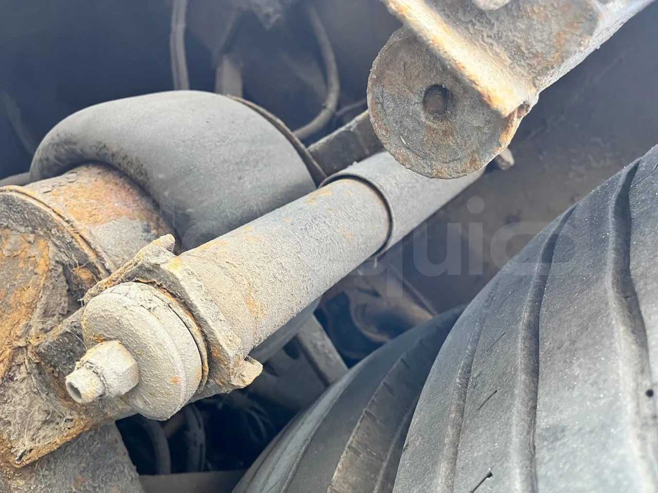 Bova B V Futura FHD 15 430 - EUR4 - 315kW - 12.7m - axle 2 shock absorbers 2 left