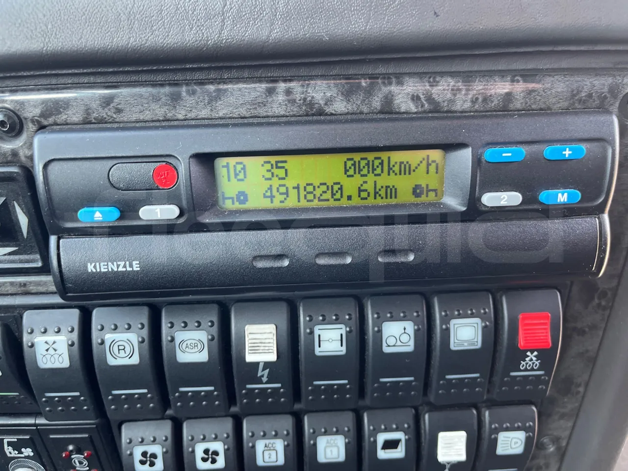 Bova B V Futura FHD 15 430 - EUR4 - 315kW - 12.7m - Tachograph