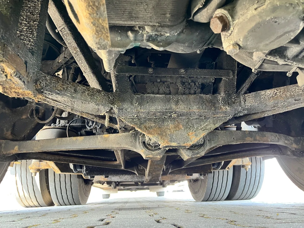 Bova B V Futura FHD 15 430 - EUR4 - 315kW - 12.7m - axle 3 central