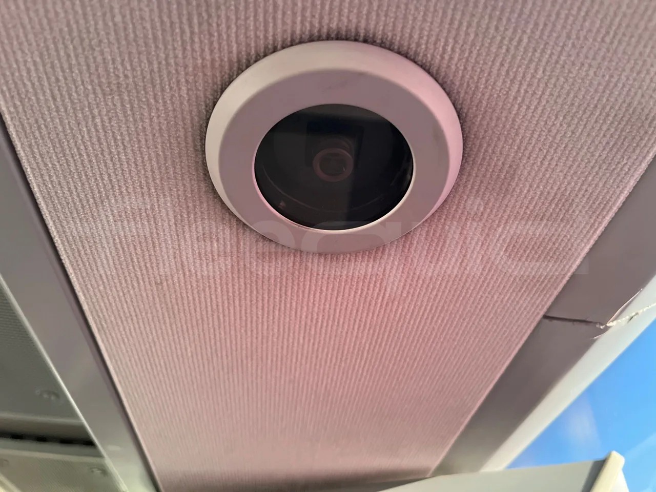 Mercedes-Benz Tourismo 632 02 - Euro6 - 315kW - 12.960mt - camera accessories photo