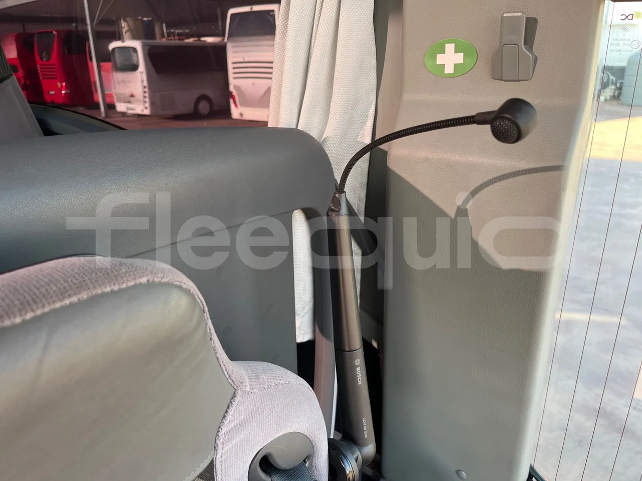 Mercedes-Benz Tourismo 632 02 - Euro6 - 315kW - 12.960mt - driver microphone accessories photo