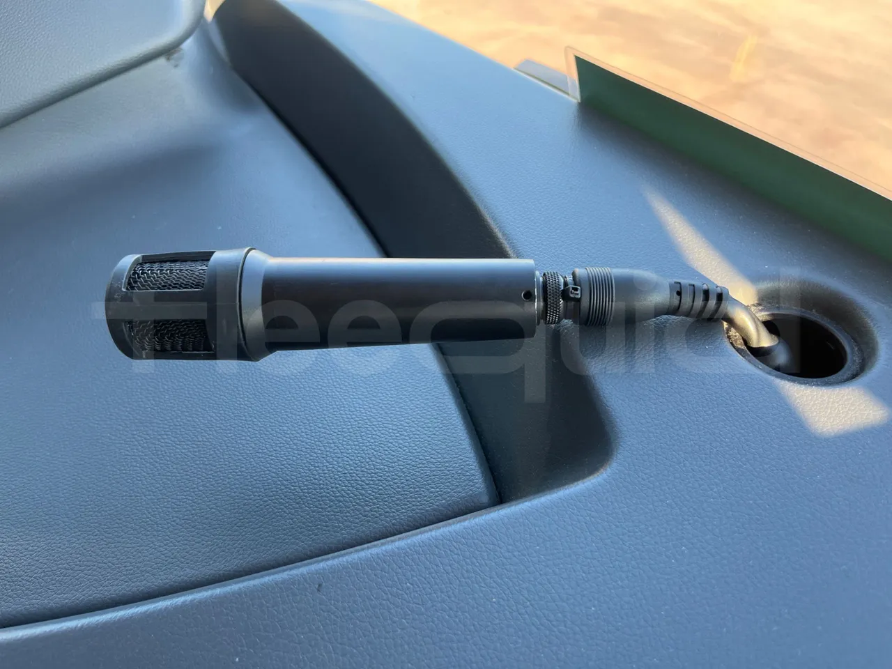 Mercedes-Benz Tourismo 632 02 - Euro6 - 315kW - 12.960mt - hostes microphone accessories photo