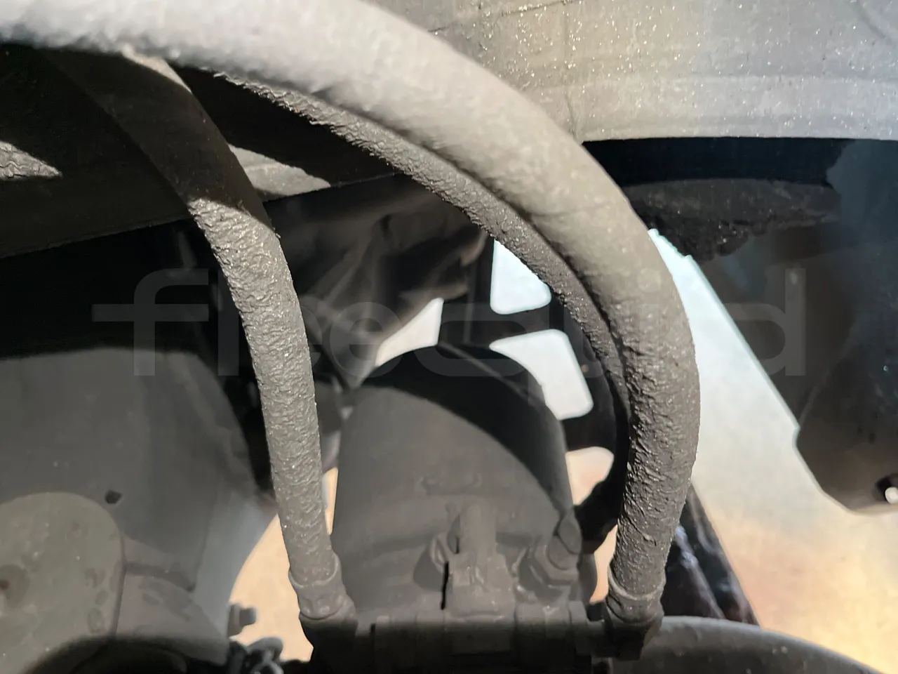 Mercedes-Benz Tourismo 632 02 - Euro6 - 315kW - 12.960mt - axle 2 caliper brakes right