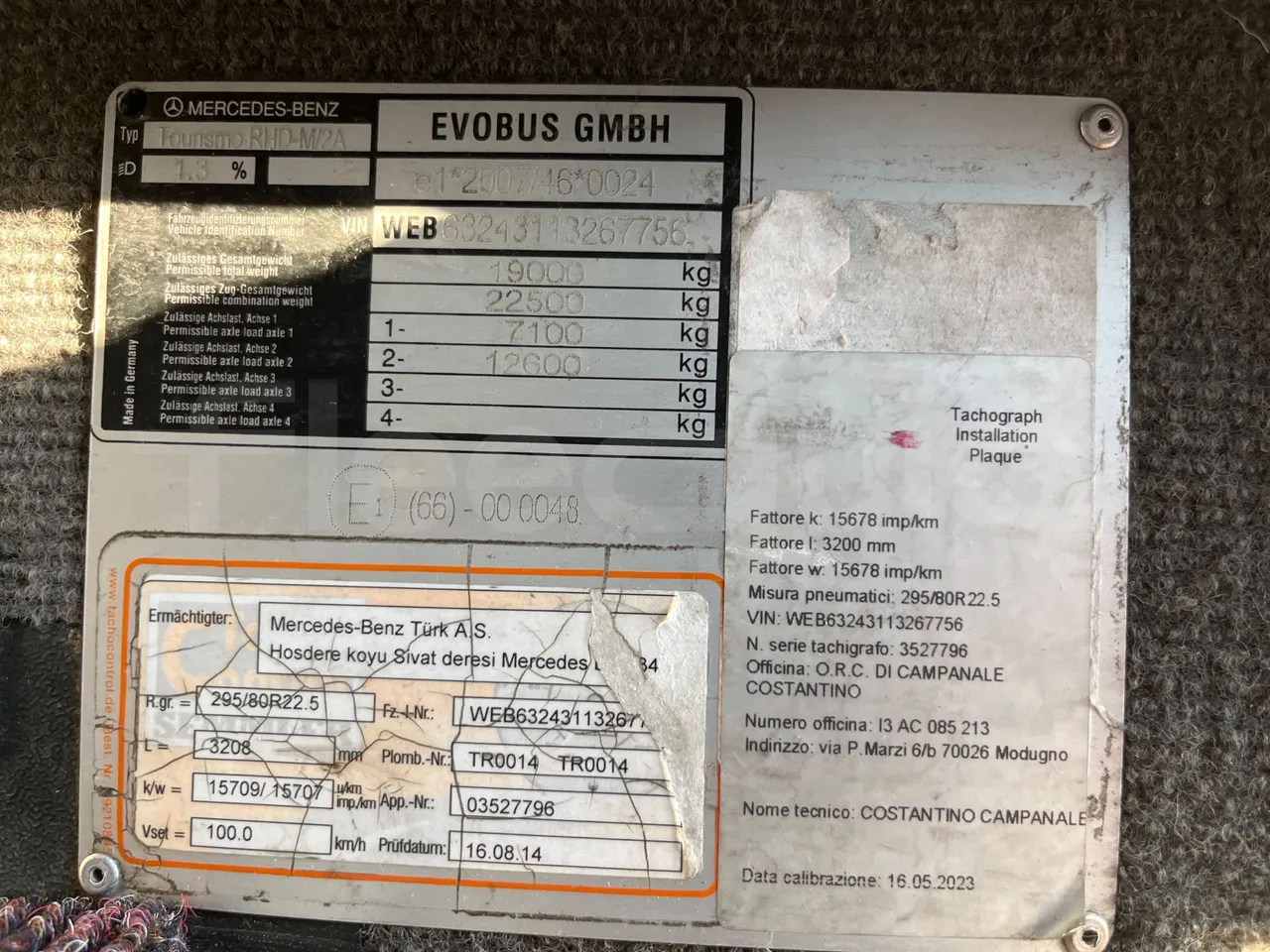 Mercedes-Benz Tourismo 632 02 - Euro6 - 315kW - 12.960mt - chassis VIN photo