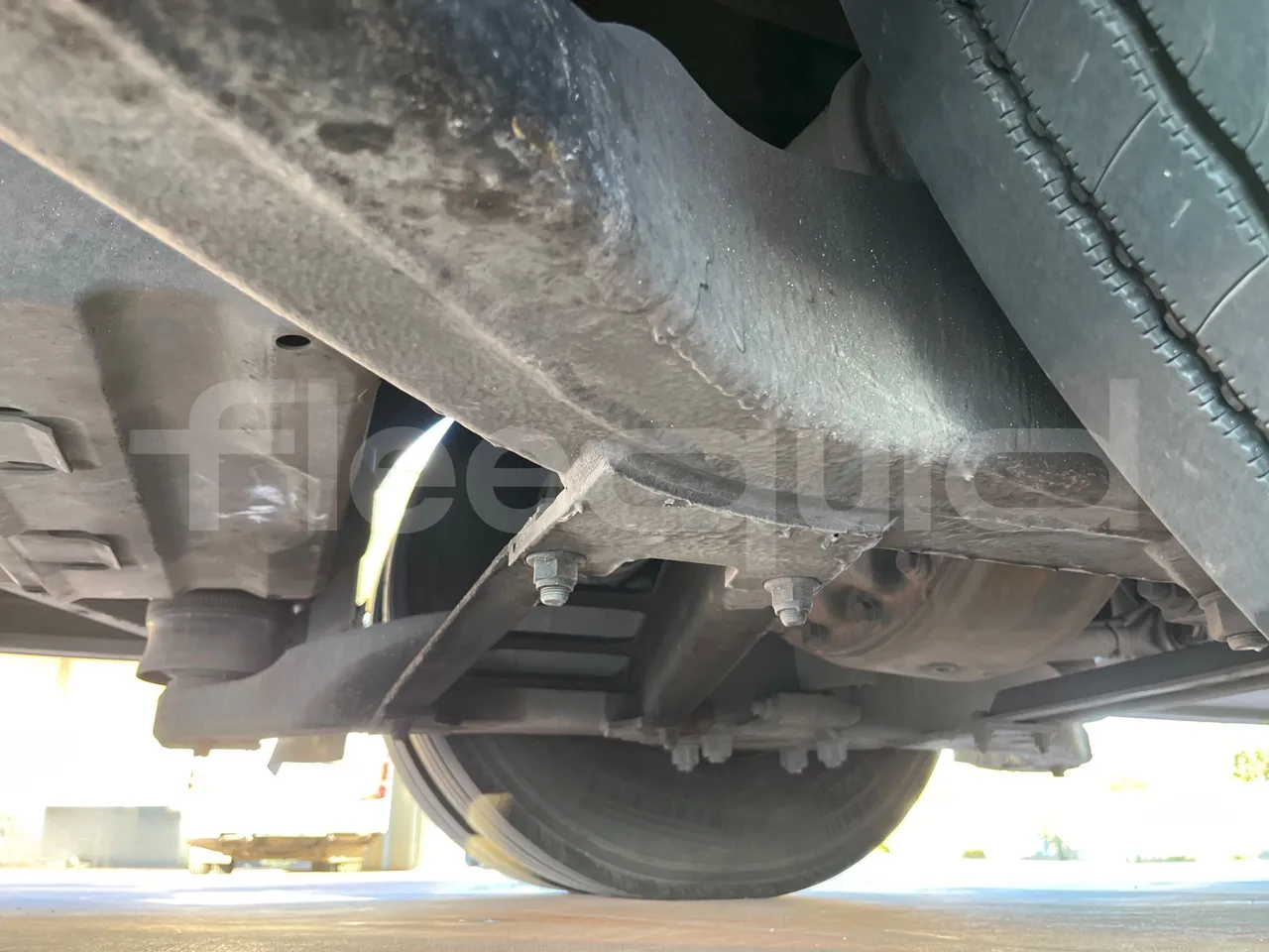 Mercedes-Benz Tourismo 632 02 - Euro6 - 315kW - 12.960mt - axle 2 discs left