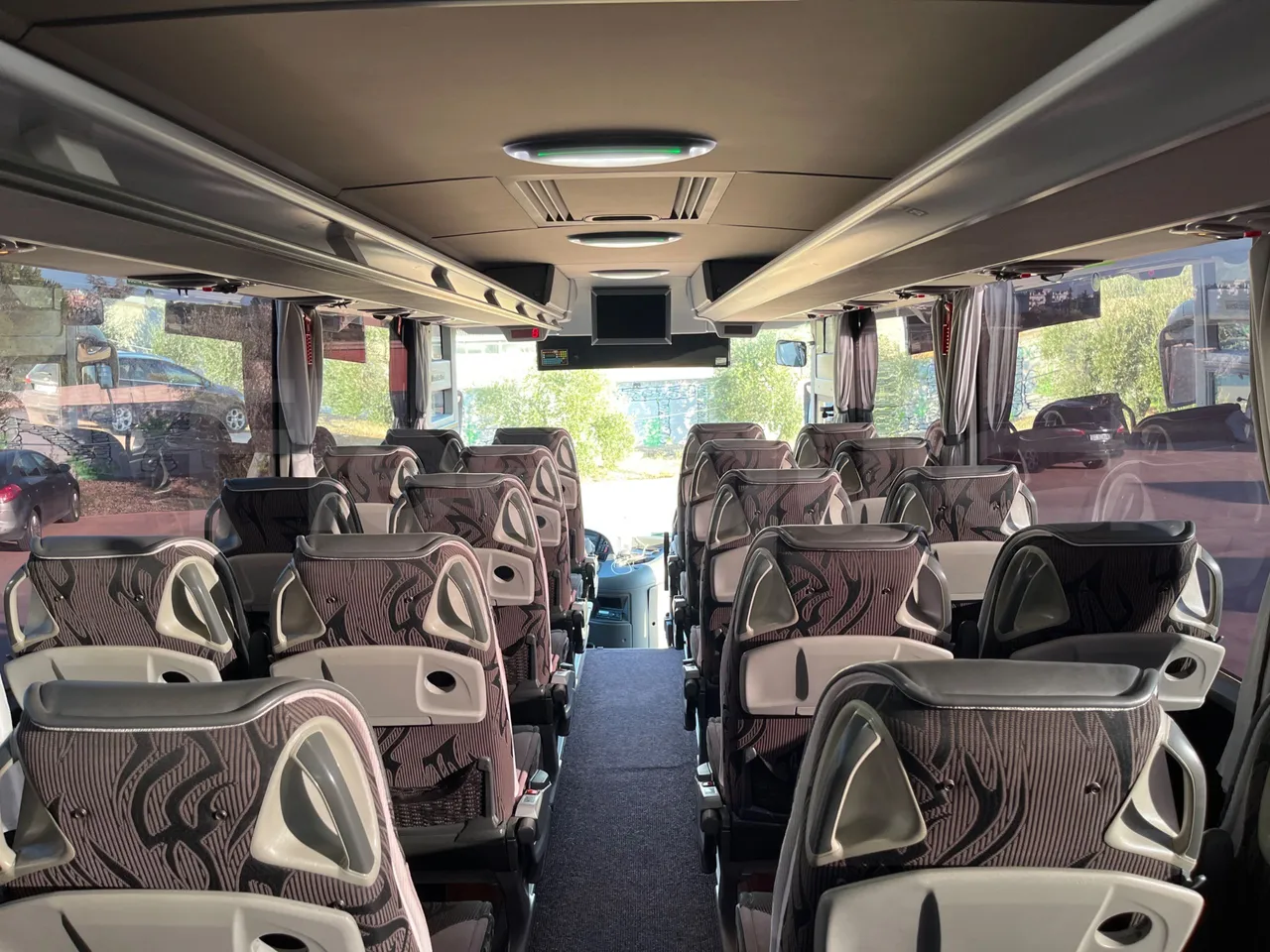 Mercedes-Benz Tourismo 632 02 - Euro6 - 315kW - 12.960mt - forward view all seats last row height