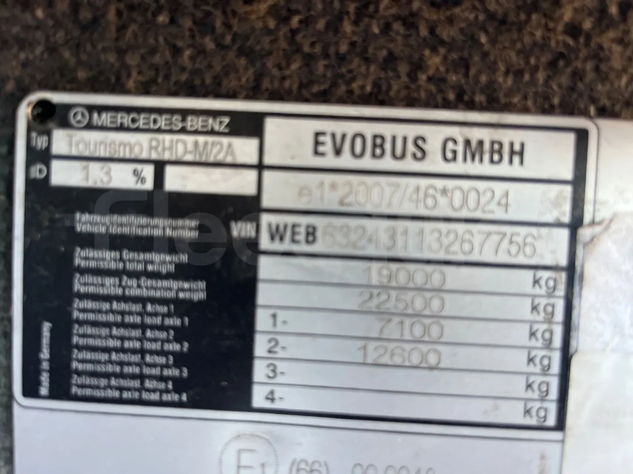 Mercedes-Benz Tourismo 632 02 - Euro6 - 315kW - 12.960mt - vehicle plate photo