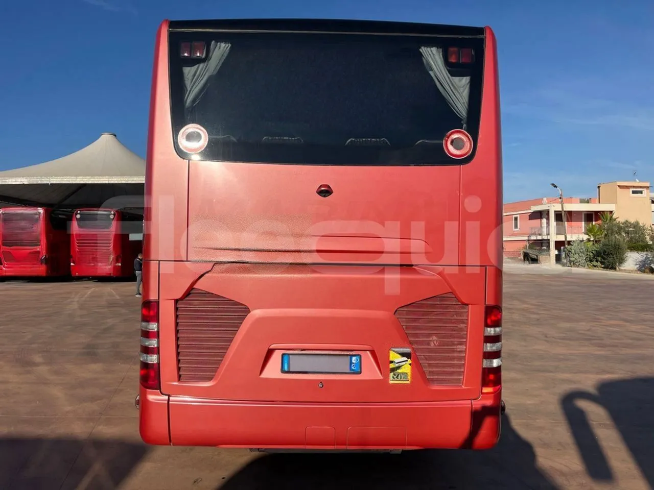 Mercedes-Benz Tourismo 632 02 - Euro6 - 315kW - 12.960mt - rear hatch closed