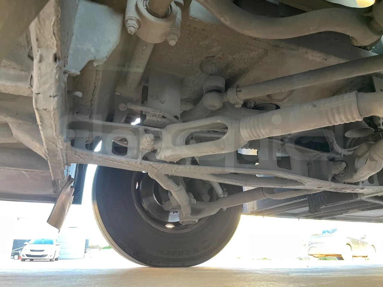 Mercedes-Benz Tourismo 632 02 - Euro6 - 315kW - 12.960mt - front axle left side