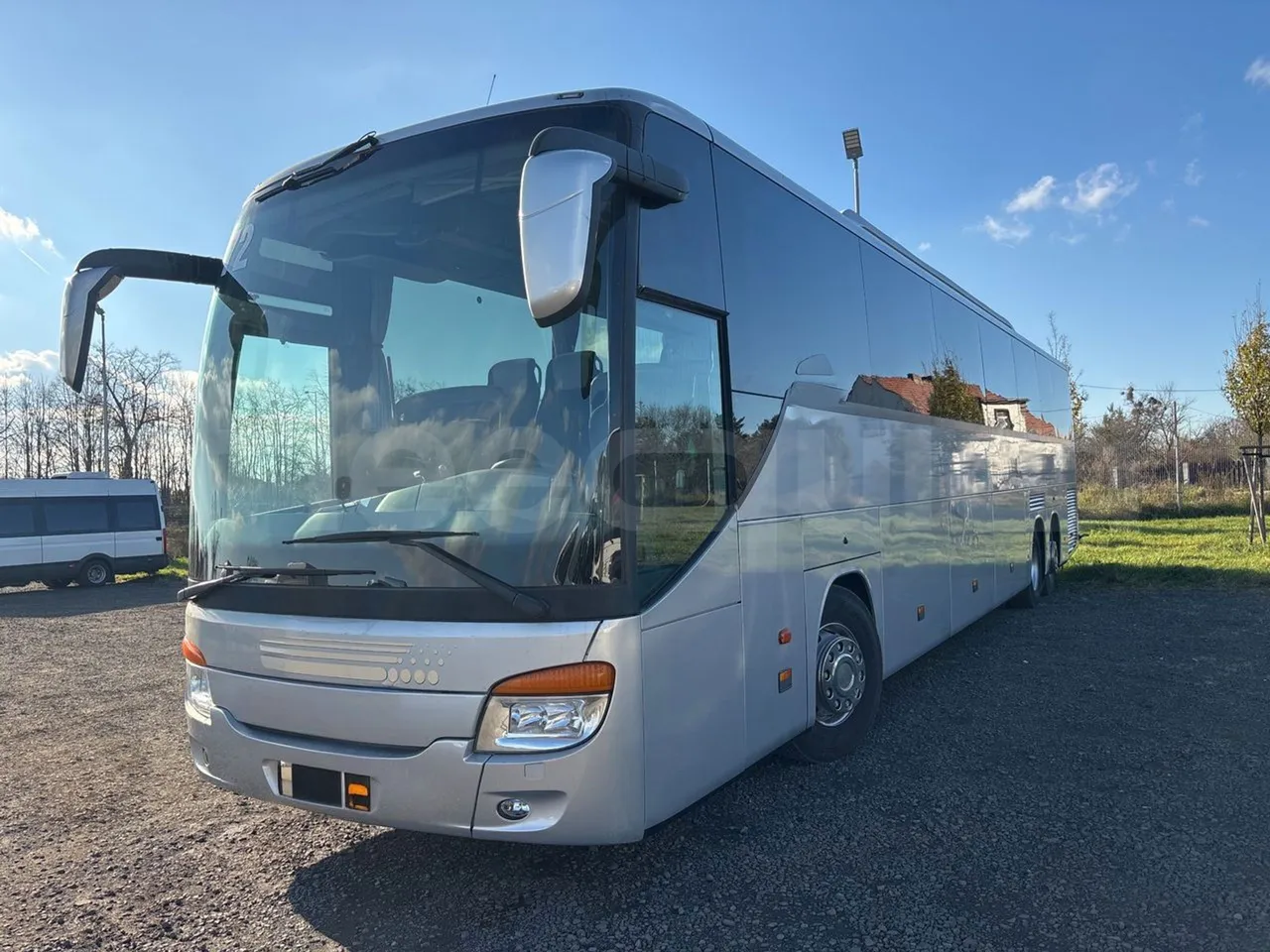Setra S417 GT_HD - Euro 5 - 335 Kw -14.050 mt - 3/4 front left