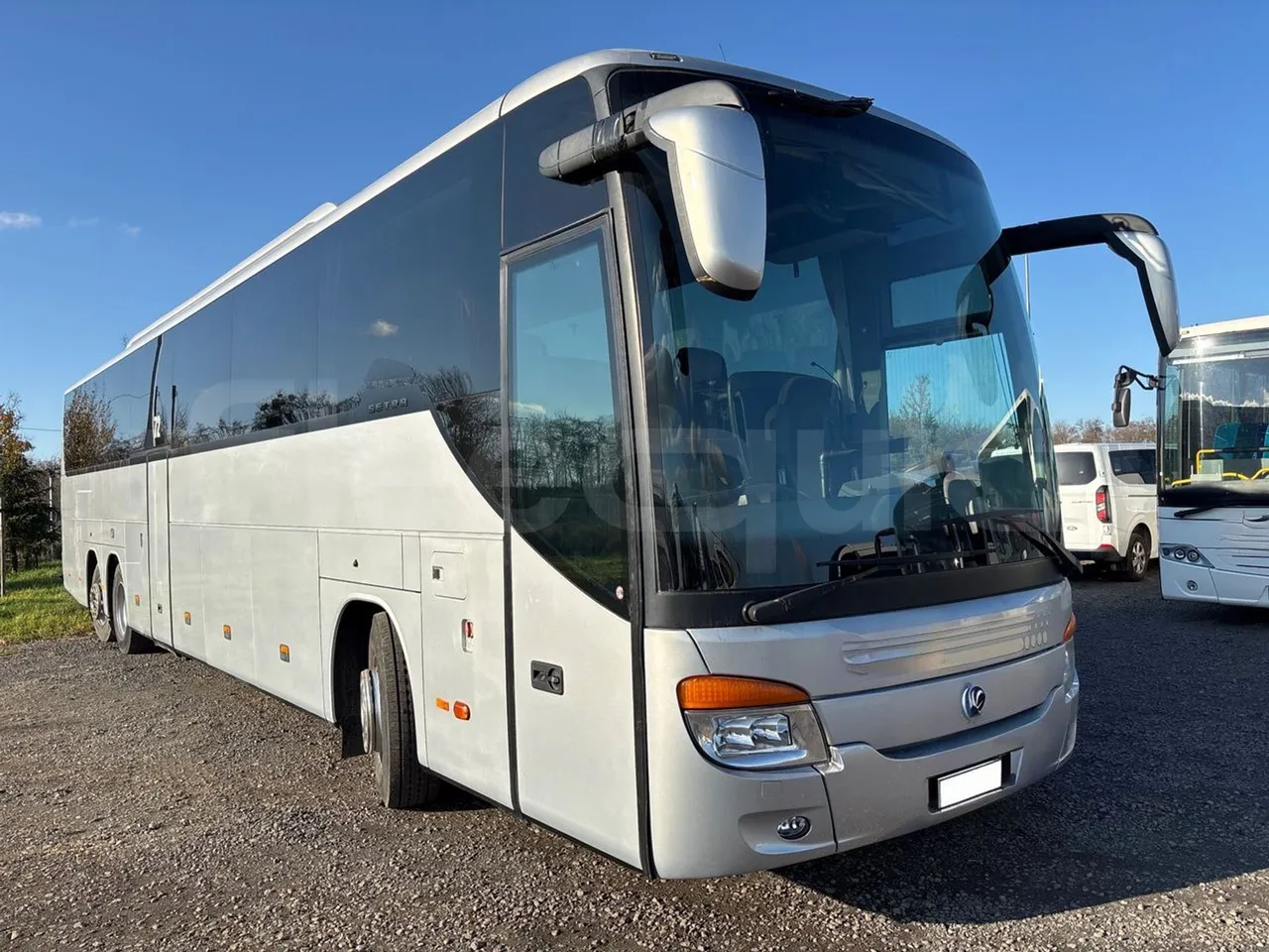 Setra S417 GT_HD - Euro 5 - 335 Kw -14.050 mt - 3/4 front right doors