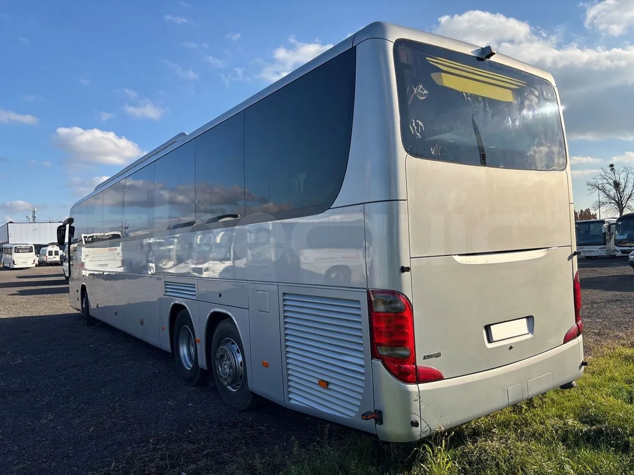 Setra S417 GT_HD - Euro 5 - 335 Kw -14.050 mt - 3/4 left rear side