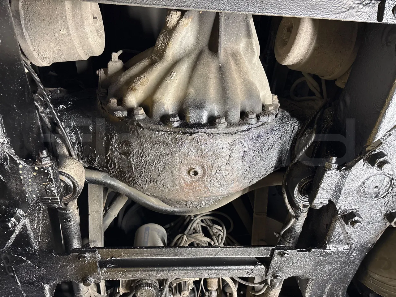 Setra S417 GT_HD - Euro 5 - 335 Kw -14.050 mt - differential photo