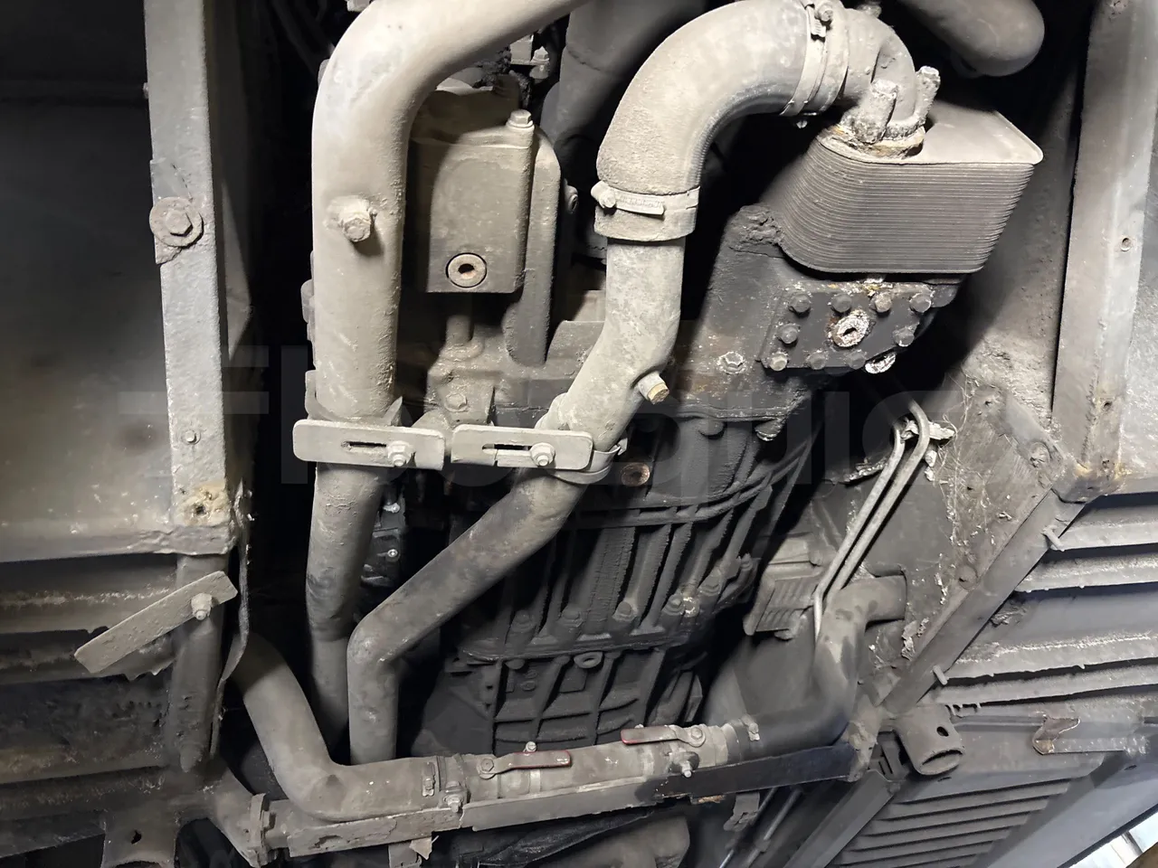 Setra S417 GT_HD - Euro 5 - 335 Kw -14.050 mt - gearbox photo