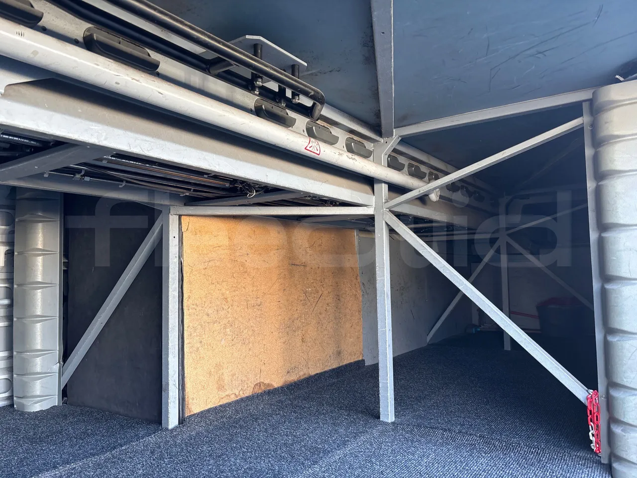 Setra S417 GT_HD - Euro 5 - 335 Kw -14.050 mt - internal frame rust check